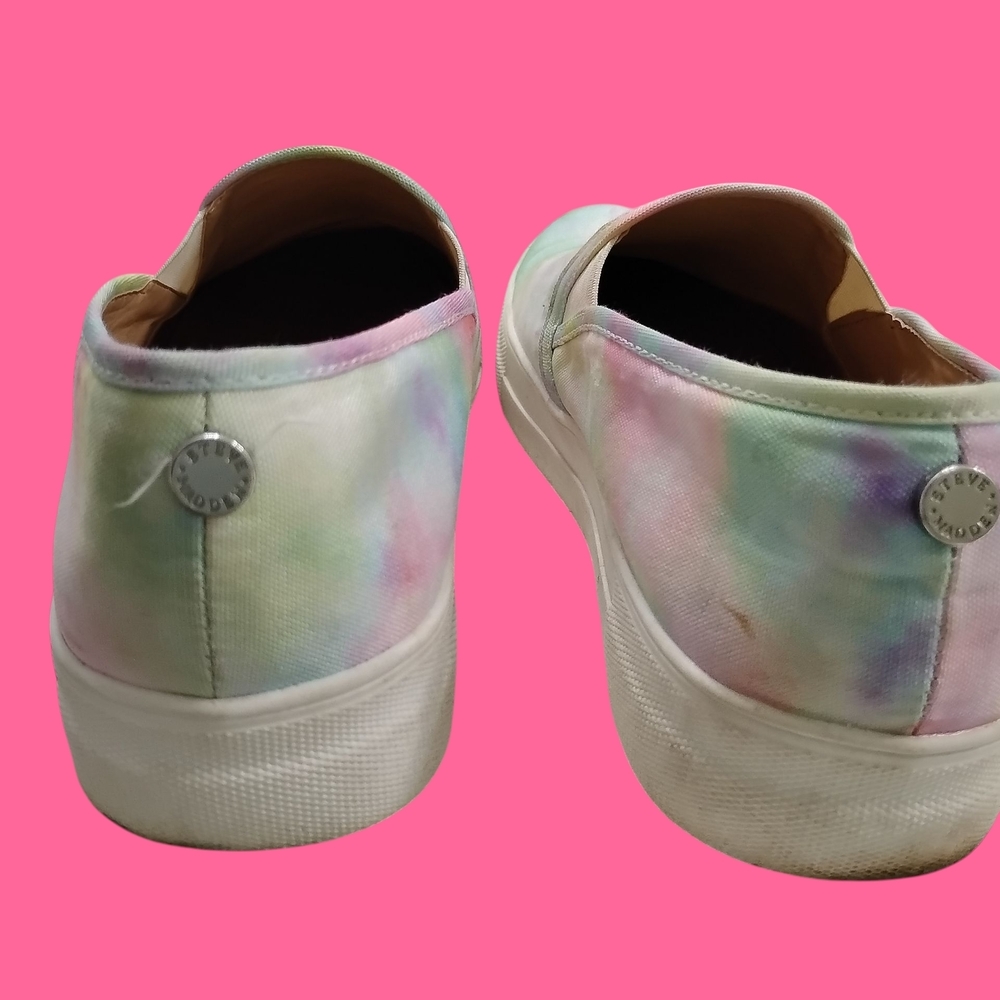 Colorful Tie-Dye Slip-On Sneakers - Picture 5 of 7